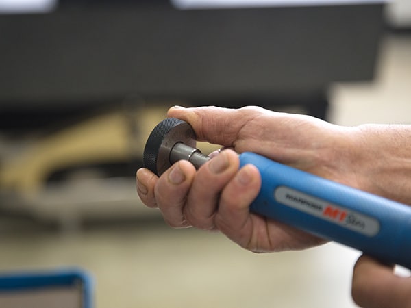 officina-e-lavorazione-su-misura-modena
